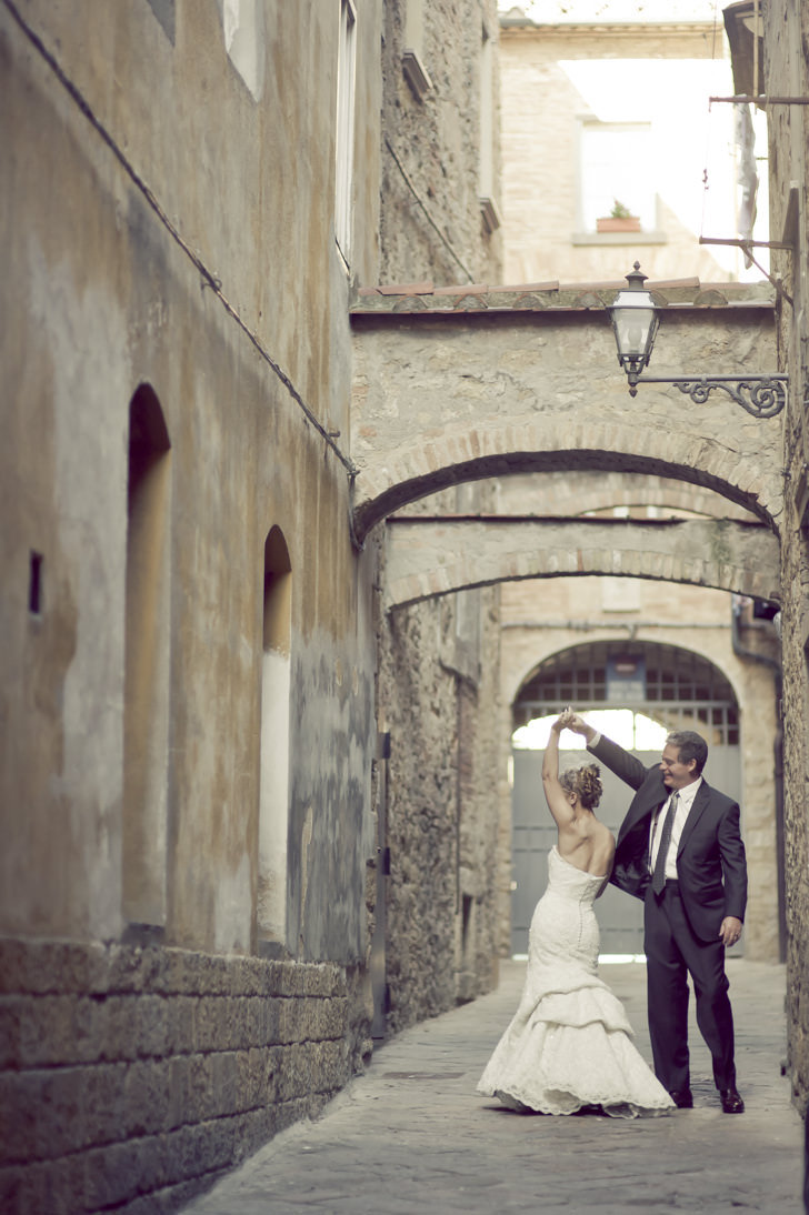 Bridal couple in Volterra